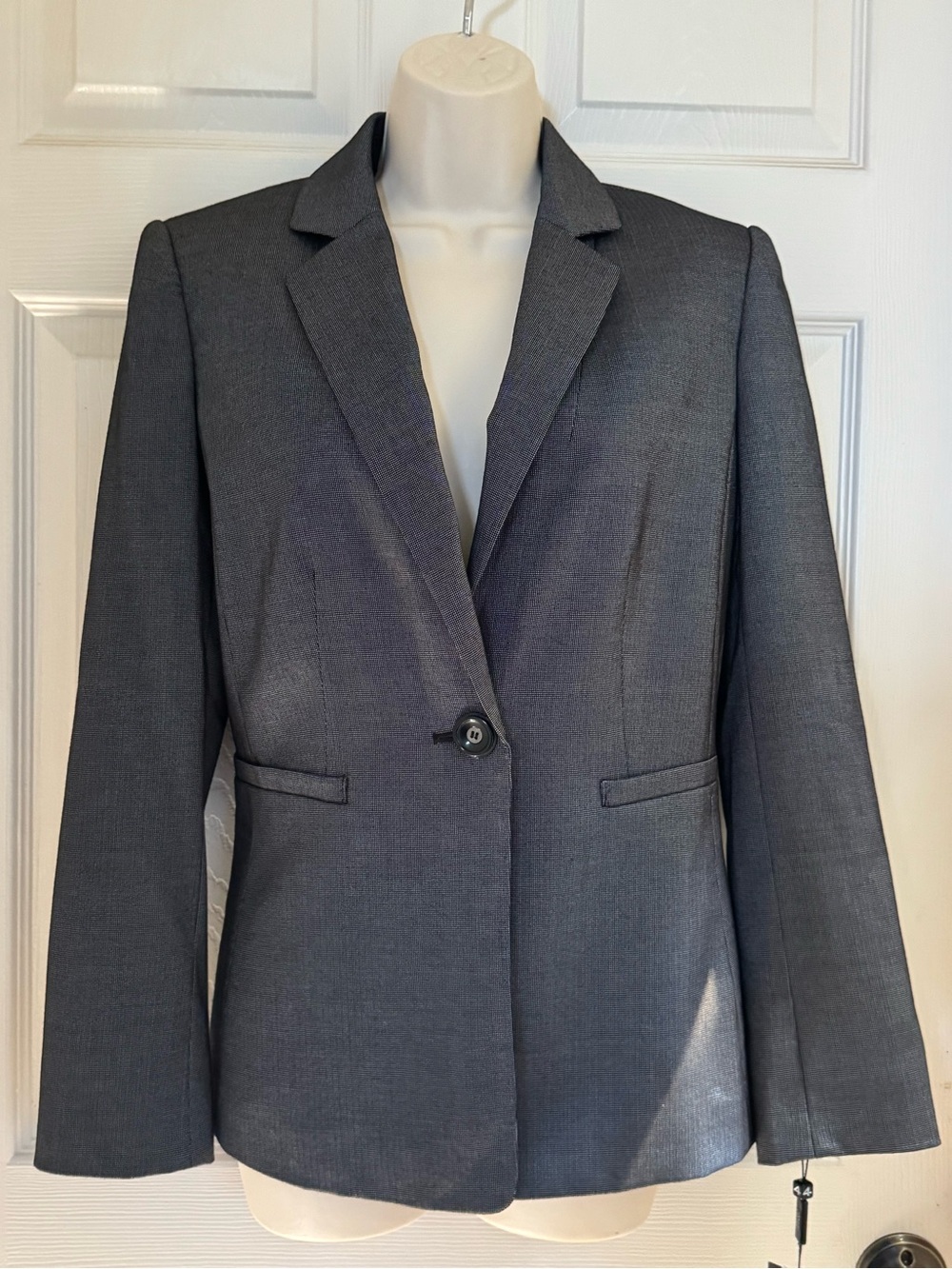 TAHARI Gray Single-Button Career Blazer Sz 4